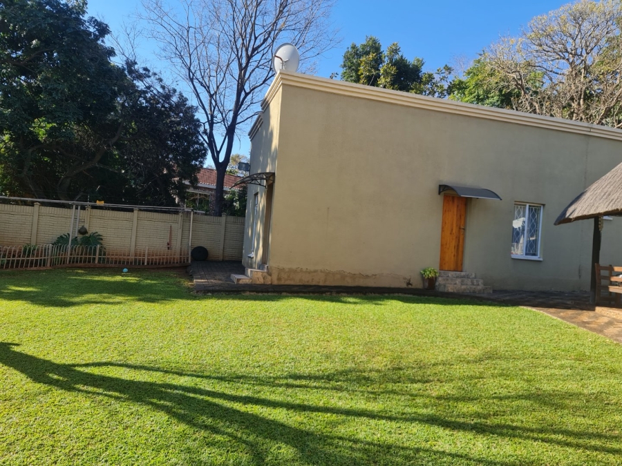 6 Bedroom Property for Sale in Safari Gardens North West